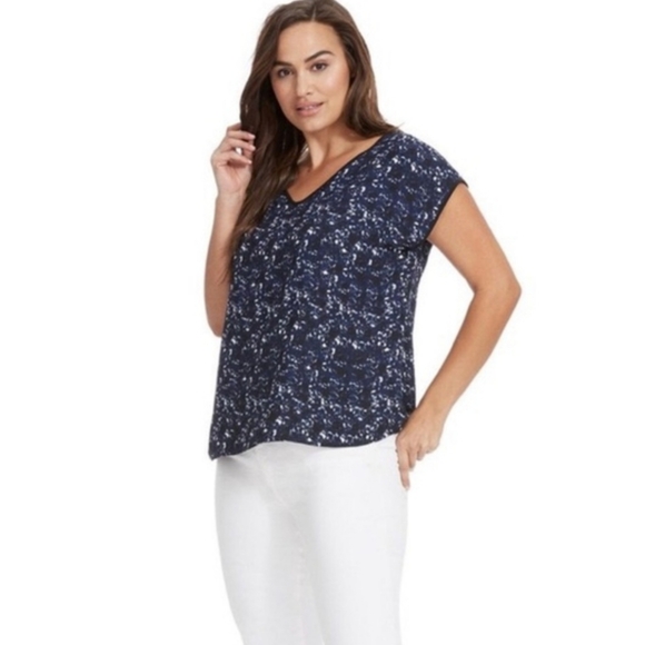 Michel Studio Blouse - 20 - Picture 2 of 14